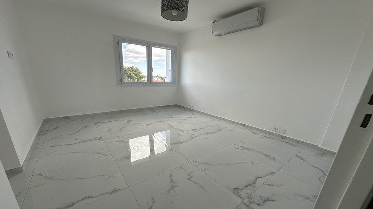 Ma-Cabane - Vente Appartement Le Grau-du-Roi, 52 m²