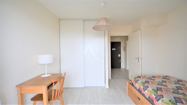 Ma-Cabane - Vente Appartement LE KREMLIN-BICETRE, 49 m²