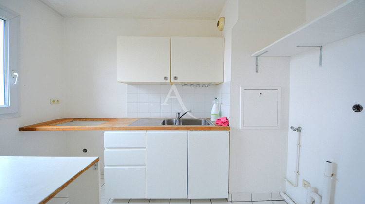 Ma-Cabane - Vente Appartement LE KREMLIN-BICETRE, 39 m²