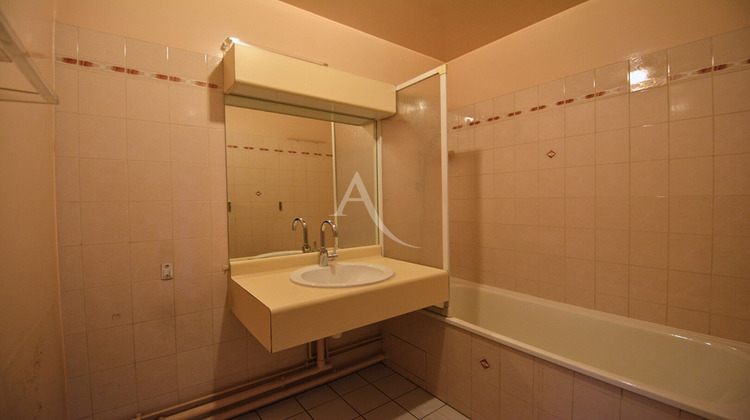 Ma-Cabane - Vente Appartement LE KREMLIN-BICETRE, 68 m²