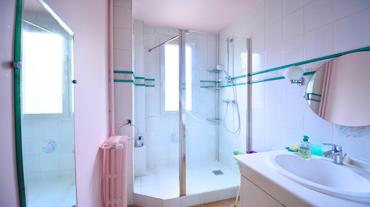 Ma-Cabane - Vente Appartement LE KREMLIN-BICETRE, 82 m²