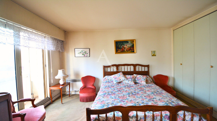 Ma-Cabane - Vente Appartement LE KREMLIN-BICETRE, 35 m²