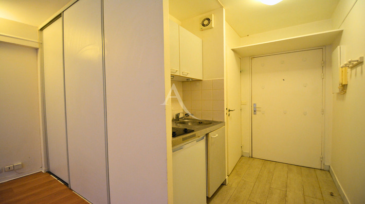 Ma-Cabane - Vente Appartement LE KREMLIN-BICETRE, 20 m²