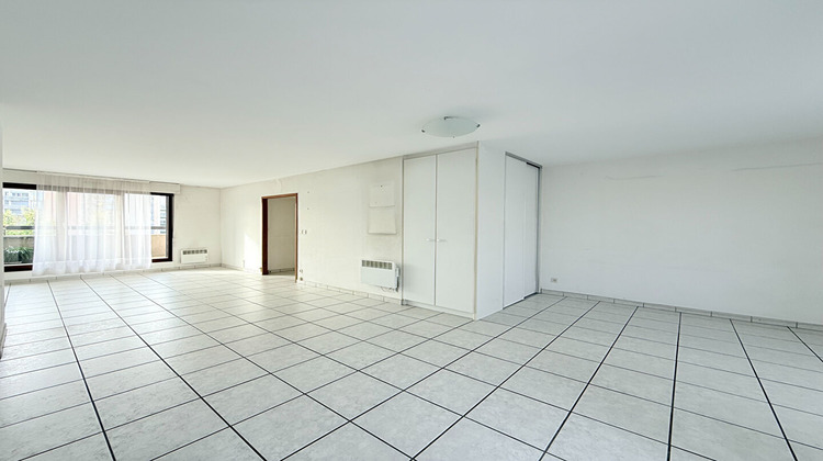 Ma-Cabane - Vente Appartement LE KREMLIN-BICETRE, 115 m²