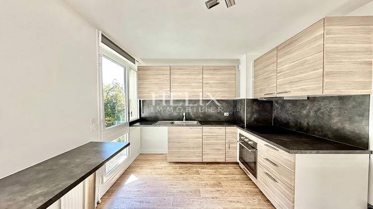 Ma-Cabane - Vente Appartement LE KREMLIN-BICETRE, 84 m²