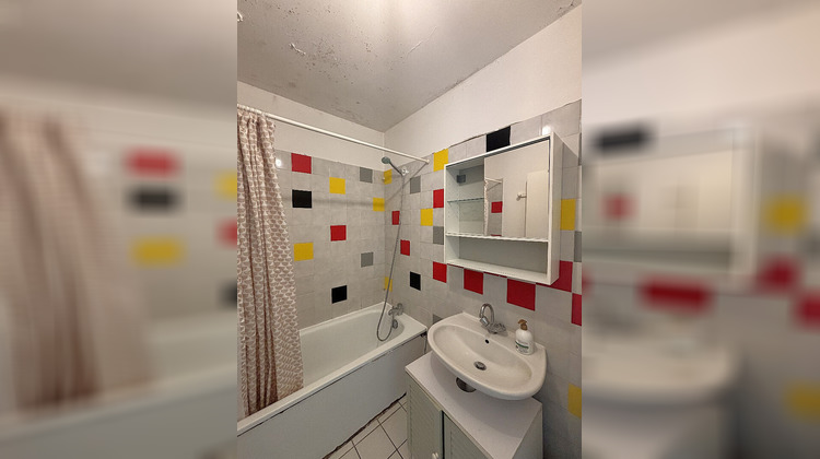 Ma-Cabane - Vente Appartement LE KREMLIN-BICETRE, 47 m²