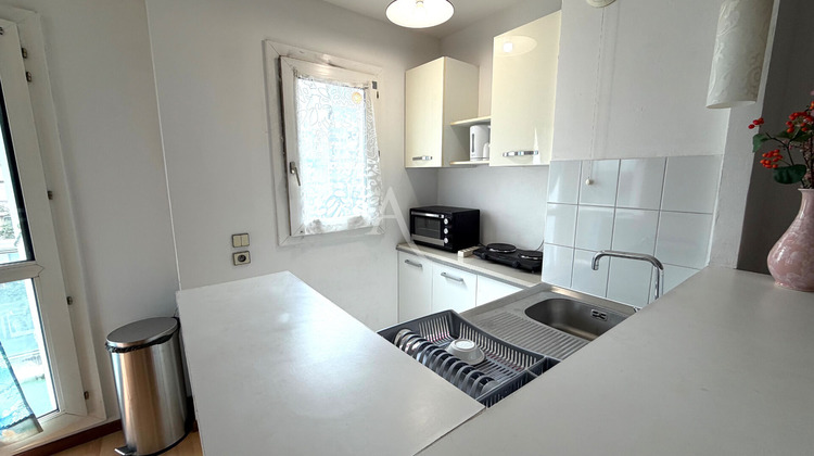 Ma-Cabane - Vente Appartement LE KREMLIN-BICETRE, 30 m²