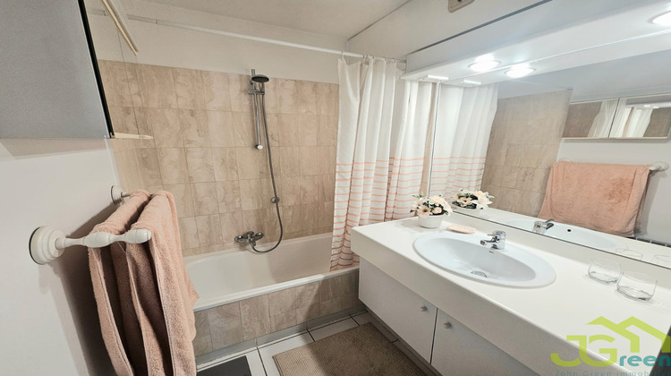 Ma-Cabane - Vente Appartement Le Lavandou, 38 m²