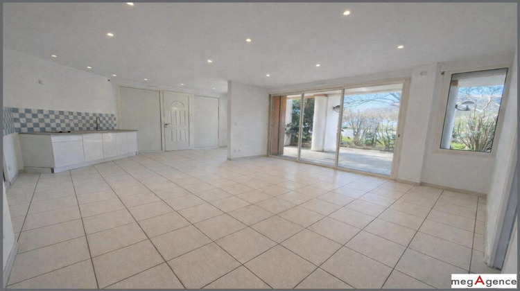 Ma-Cabane - Vente Appartement LE LAVANDOU, 55 m²