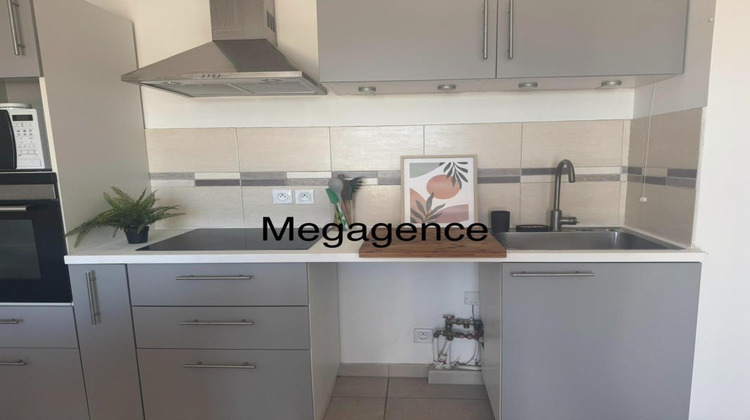 Ma-Cabane - Vente Appartement LE LAVANDOU, 54 m²
