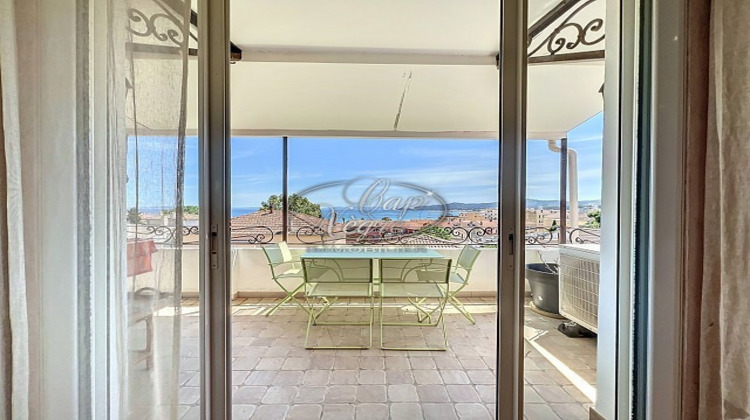 Ma-Cabane - Vente Appartement LE LAVANDOU, 86 m²