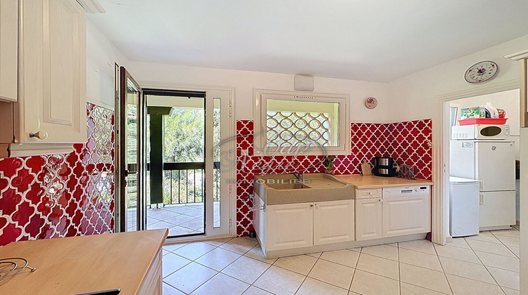 Ma-Cabane - Vente Appartement LE LAVANDOU, 0 m²