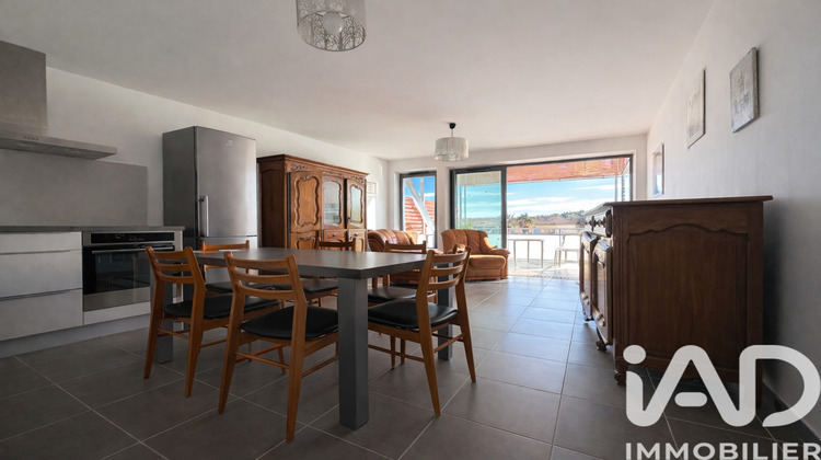 Ma-Cabane - Vente Appartement Le Lavandou, 66 m²