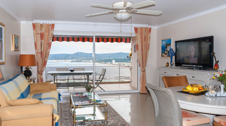 Ma-Cabane - Vente Appartement LE LAVANDOU, 60 m²