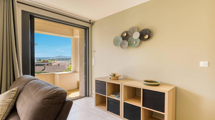 Ma-Cabane - Vente Appartement LE LAVANDOU, 52 m²