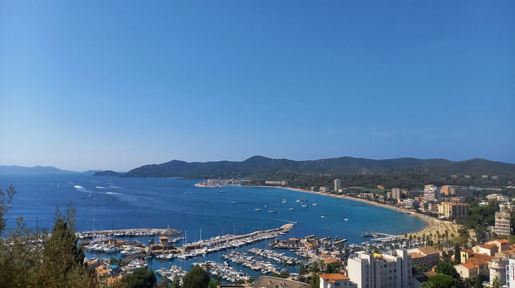 Ma-Cabane - Vente Appartement LE LAVANDOU, 84 m²
