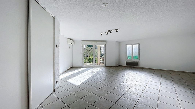 Ma-Cabane - Vente Appartement LE LUC, 59 m²