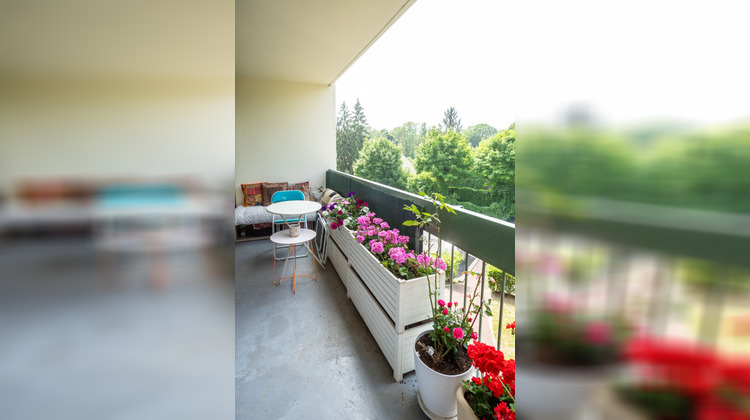 Ma-Cabane - Vente Appartement LE MESNIL-LE-ROI, 75 m²