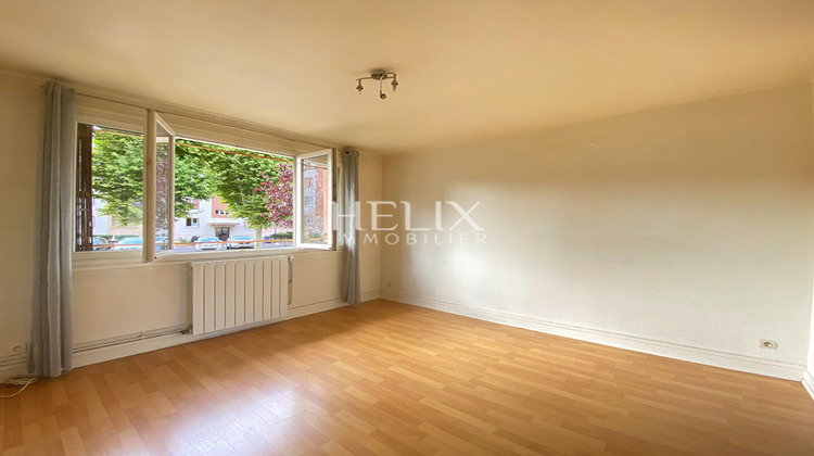 Ma-Cabane - Vente Appartement LE MESNIL-LE-ROI, 47 m²