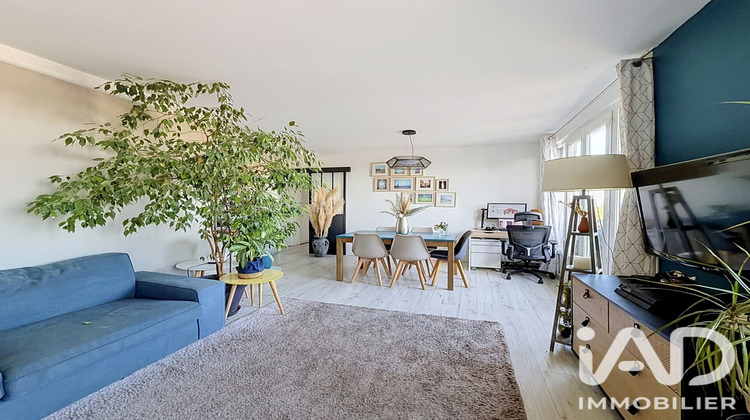 Ma-Cabane - Vente Appartement Le Mesnil-le-Roi, 79 m²