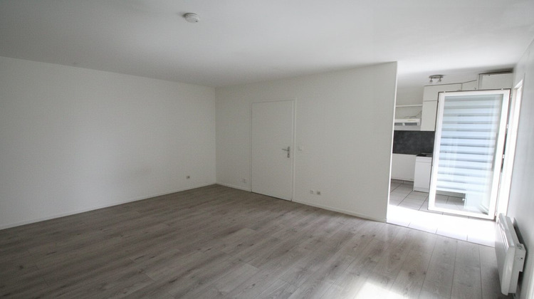 Ma-Cabane - Vente Appartement Le Mesnil-Saint-Denis, 43 m²