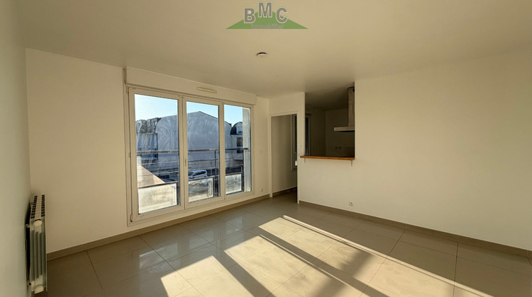 Ma-Cabane - Vente Appartement LE PLESSIS-BOUCHARD, 42 m²