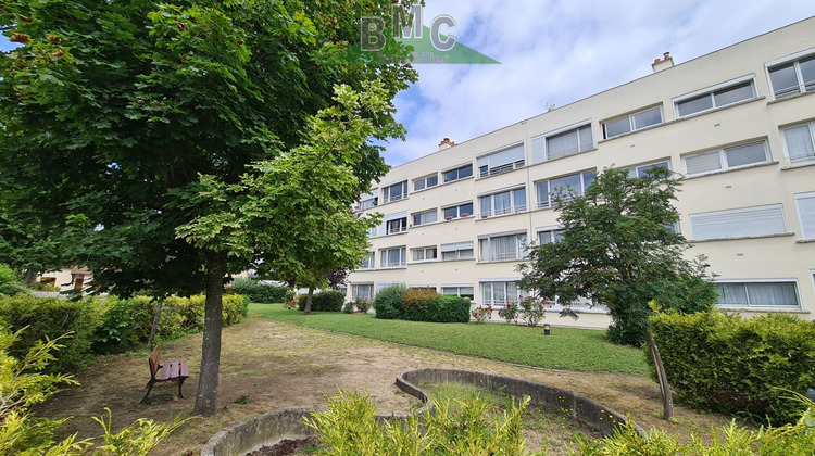 Ma-Cabane - Vente Appartement LE PLESSIS-BOUCHARD, 52 m²