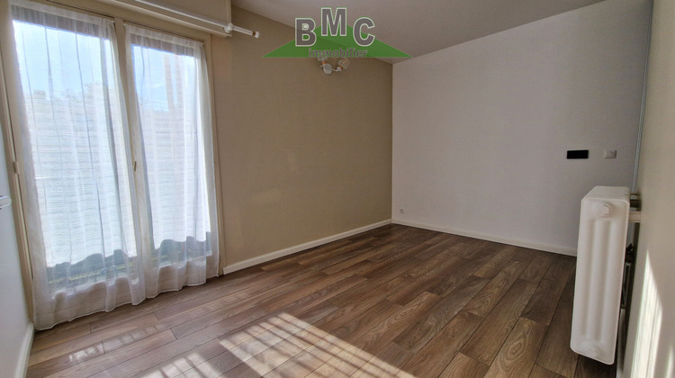 Ma-Cabane - Vente Appartement LE PLESSIS-BOUCHARD, 56 m²