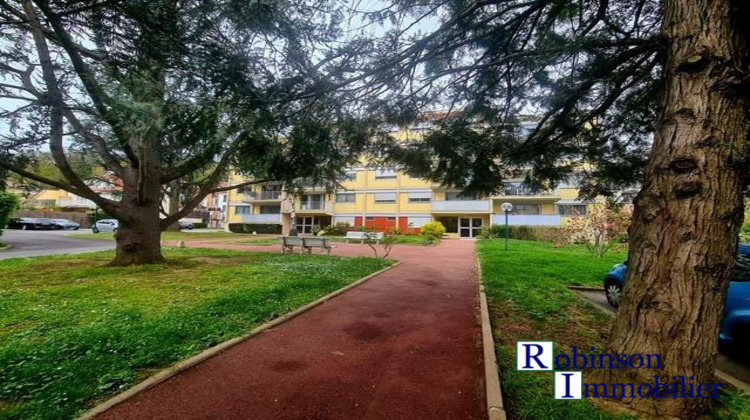 Ma-Cabane - Vente Appartement Le Plessis-Robinson, 99 m²