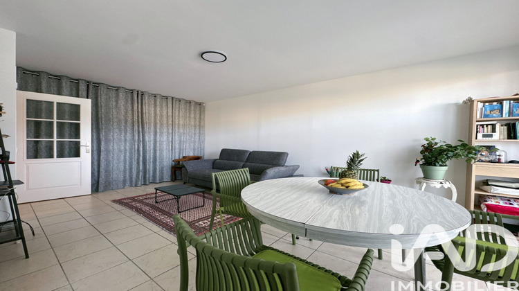 Ma-Cabane - Vente Appartement Le Pont-de-Beauvoisin, 64 m²