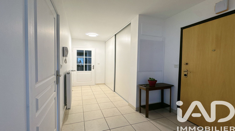 Ma-Cabane - Vente Appartement Le Pont-de-Beauvoisin, 64 m²