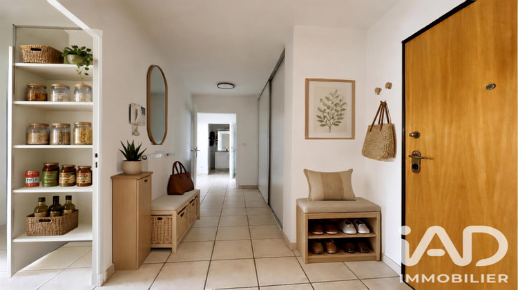 Ma-Cabane - Vente Appartement Le Pont-de-Beauvoisin, 64 m²