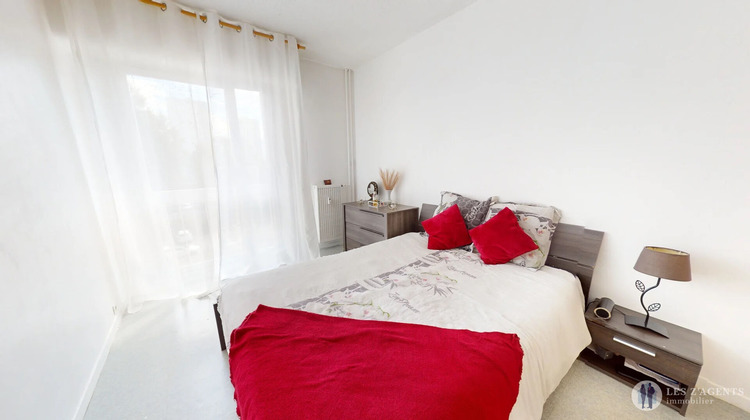 Ma-Cabane - Vente Appartement LE PONT-DE-CLAIX, 107 m²