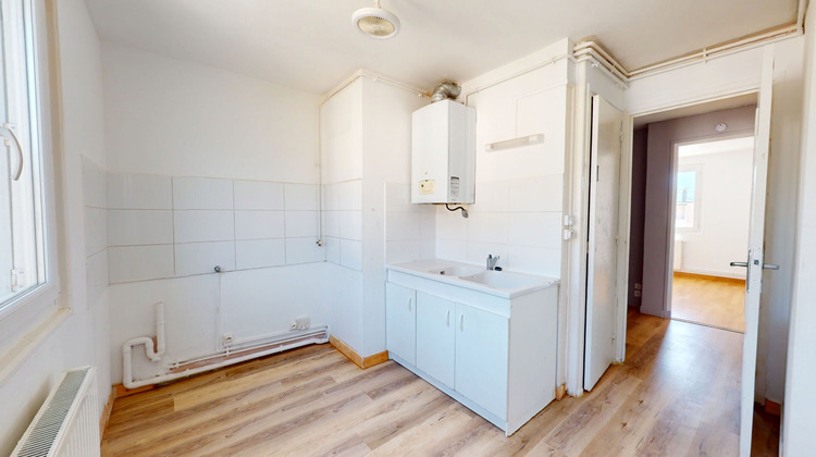 Ma-Cabane - Vente Appartement LE PONT-DE-CLAIX, 54 m²