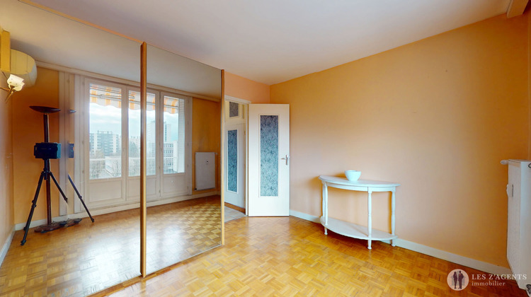 Ma-Cabane - Vente Appartement LE PONT-DE-CLAIX, 65 m²