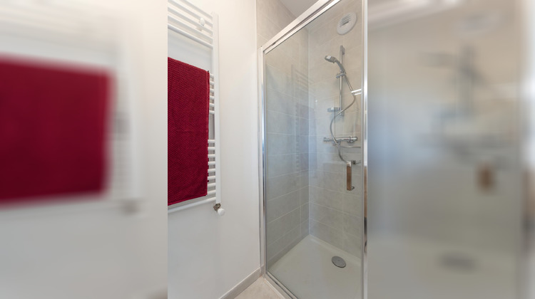 Ma-Cabane - Vente Appartement Le Pont-de-Claix, 80 m²