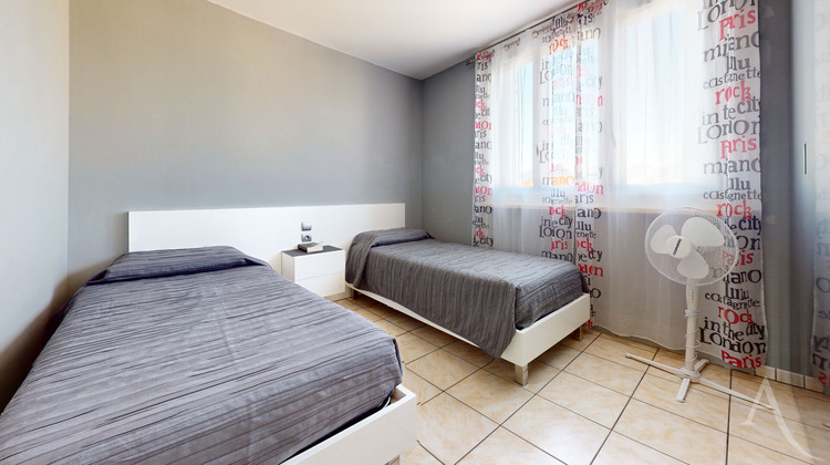 Ma-Cabane - Vente Appartement LE PONT-DE-CLAIX, 75 m²
