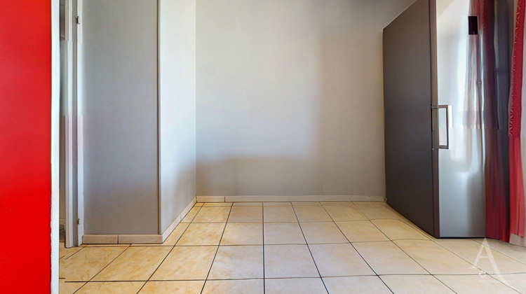 Ma-Cabane - Vente Appartement LE PONT-DE-CLAIX, 75 m²