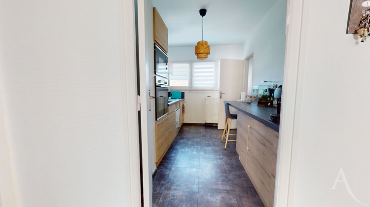 Ma-Cabane - Vente Appartement LE PONT-DE-CLAIX, 80 m²
