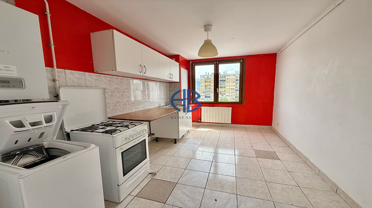 Ma-Cabane - Vente Appartement LE PONT-DE-CLAIX, 77 m²