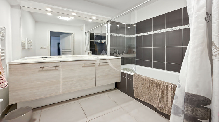 Ma-Cabane - Vente Appartement LE PRADET, 56 m²