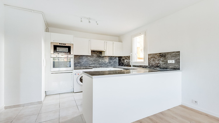 Ma-Cabane - Vente Appartement LE PRE-SAINT-GERVAIS, 64 m²