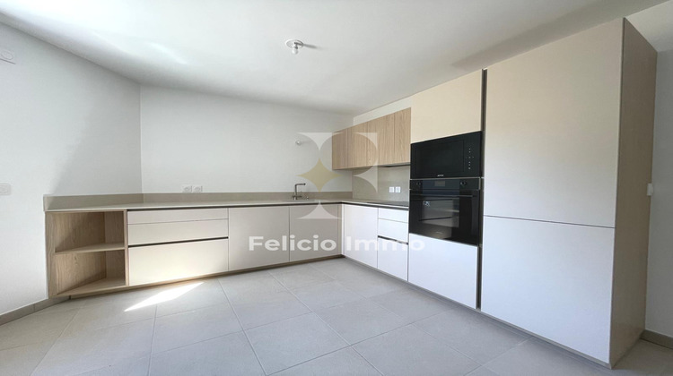 Ma-Cabane - Vente Appartement Le Rouret, 61 m²