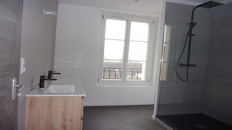 Ma-Cabane - Vente Appartement LES ANDELYS, 70 m²