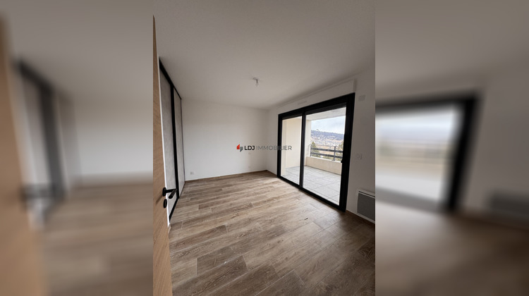 Ma-Cabane - Vente Appartement Les Angles, 97 m²