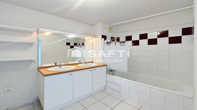 Ma-Cabane - Vente Appartement Les Billaux, 83 m²