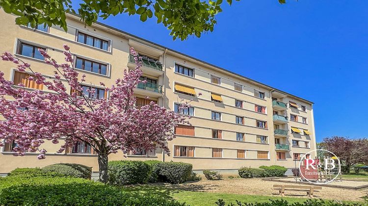 Ma-Cabane - Vente Appartement LES CLAYES-SOUS-BOIS, 57 m²