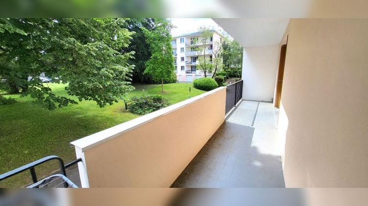 Ma-Cabane - Vente Appartement LES CLAYES-SOUS-BOIS, 60 m²