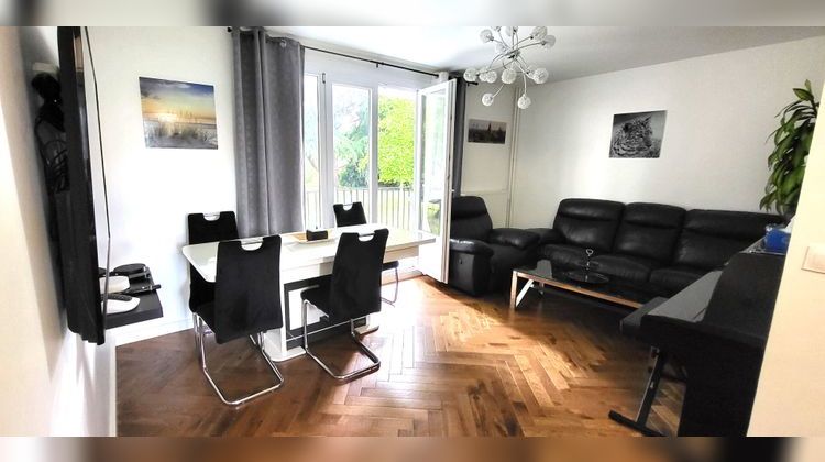 Ma-Cabane - Vente Appartement LES CLAYES-SOUS-BOIS, 60 m²