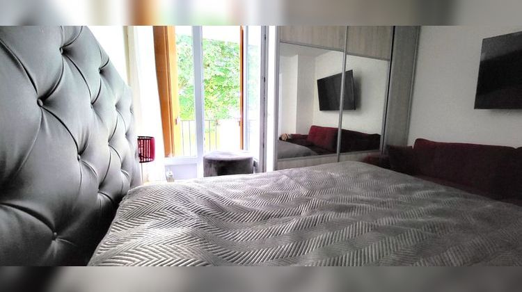 Ma-Cabane - Vente Appartement LES CLAYES-SOUS-BOIS, 60 m²